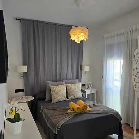 Lhome * セビリア