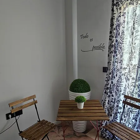 アパート Lhome *