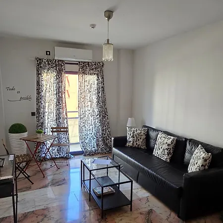 Lhome アパート セビリア