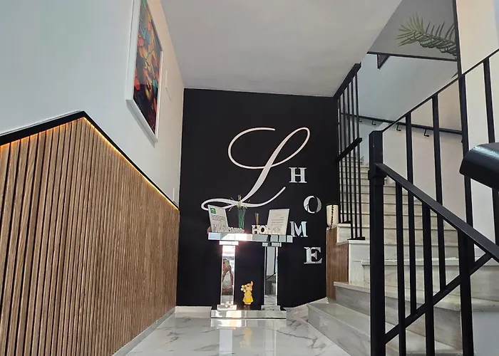 Lhome Santa Justa Centro アパート *