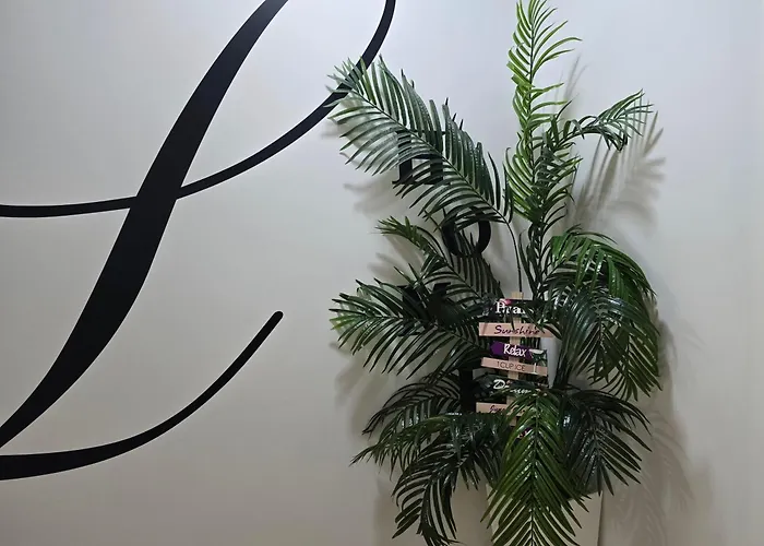 Lhome Santa Justa Centro アパート セビリア